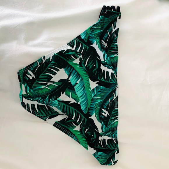 DesignLab Jungle Print Bikini - Picture 2 of 3